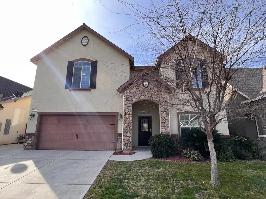 7259 N Kymber Drive, Fresno, CA 93722 - #2