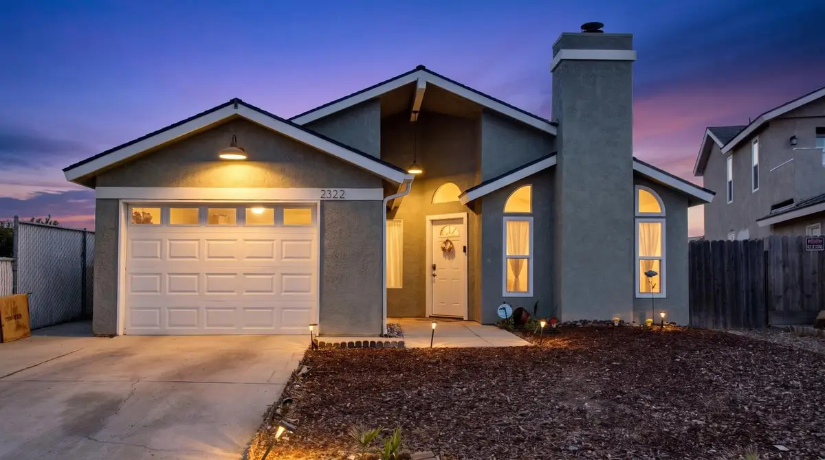 2322 N Cecelia Avenue, Fresno, CA 93722 - #1