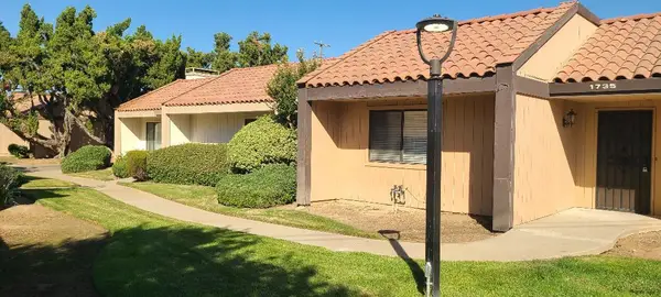 1735 W Santa Ana Avenue, Fresno, CA 93705