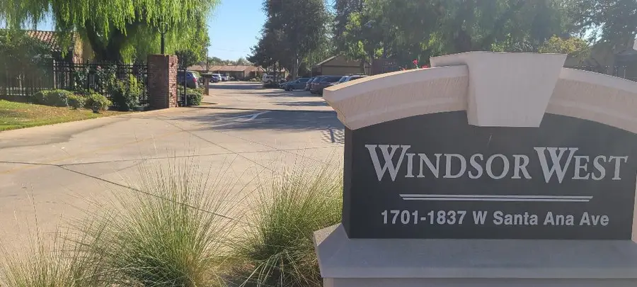 1735 W Santa Ana Avenue, Fresno, CA 93705 - #2