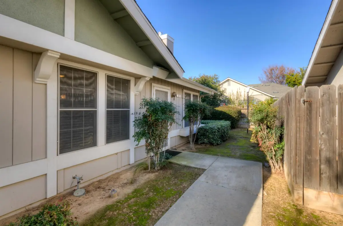 5455 N Marty Avenue #160, Fresno, CA 93711 - #1