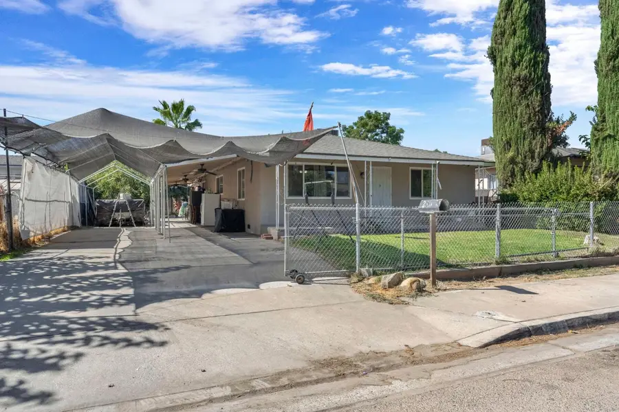 2511 Shaft St, Selma, CA 93662 - #3