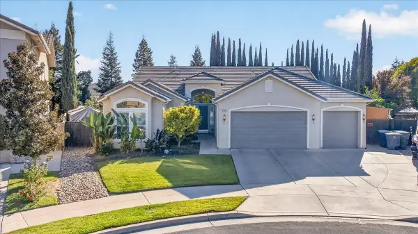 3144 Rall Avenue, Clovis, CA 93619