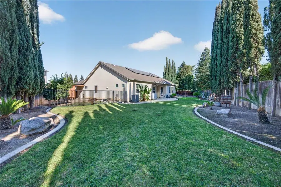 3144 Rall Avenue, Clovis, CA 93619 - #3