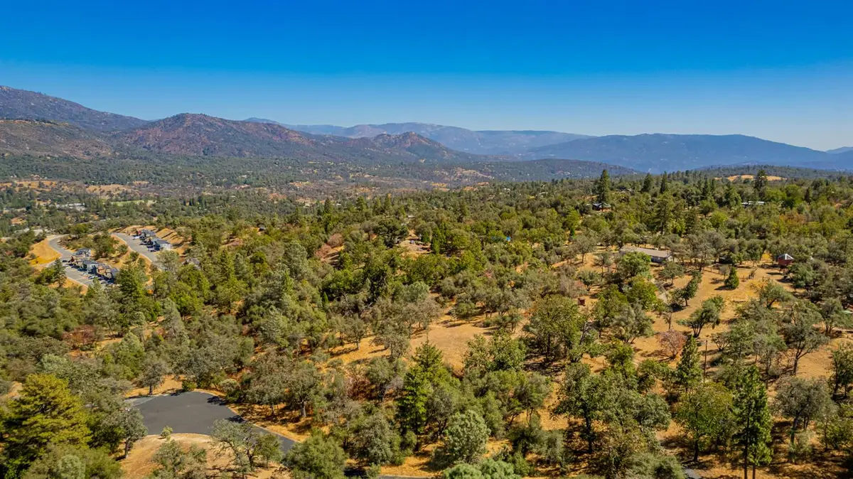 6 Blackberry Trail, North Fork, CA 93643 - #1
