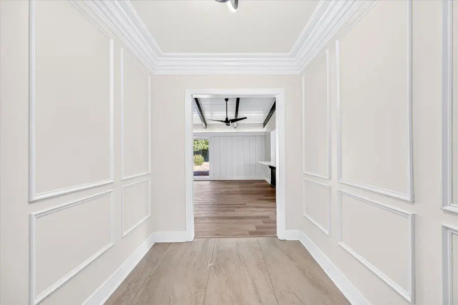 609 E Hampton Way, Fresno, CA 93704 - #2