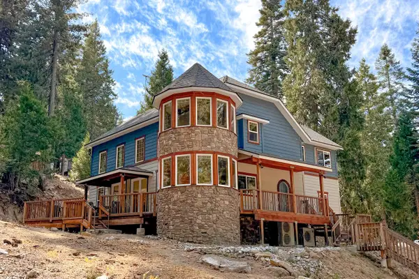 7594 Azalea, Yosemite West, CA 95389