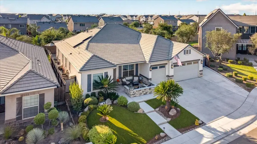 330 Sentinel Drive S, Madera, CA 93636 - #3