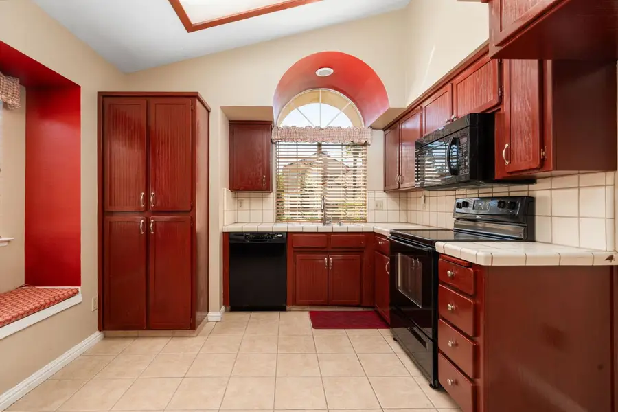 645 E Champlain Drive #121, Fresno, CA 93730 - #2