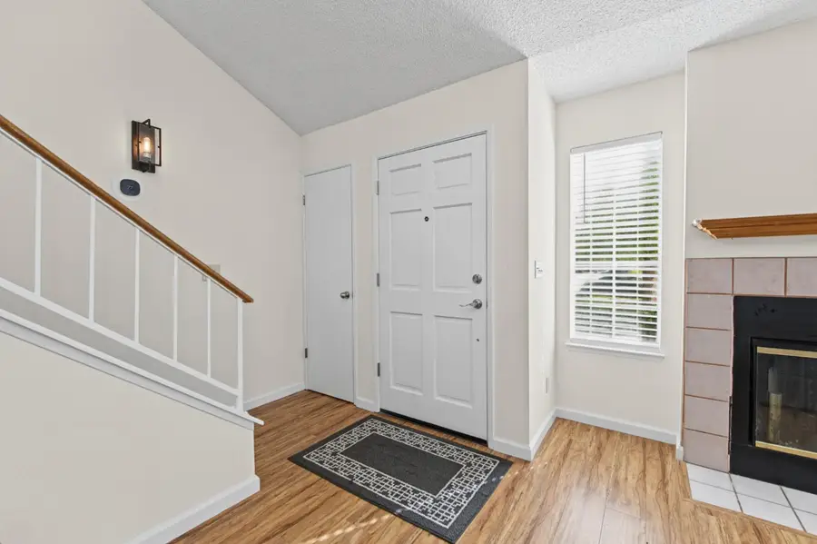 801 E Chickadee Court, Fresno, CA 93730 - #3