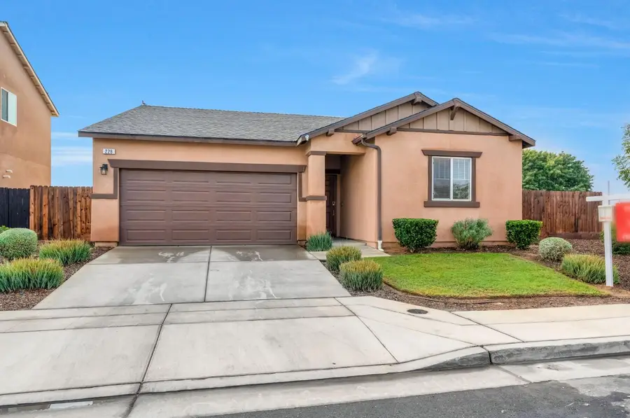 228 Rosebriar Street, Madera, CA 93638 - #3