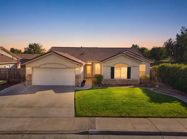 989 Northstar Drive, Hanford, CA 93230