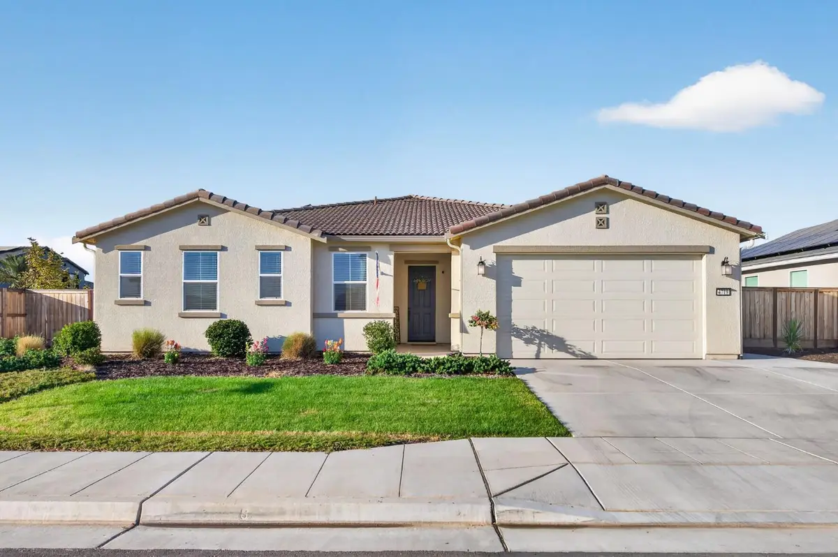 4719 Bellaire Avenue, Clovis, CA 93619 - #1