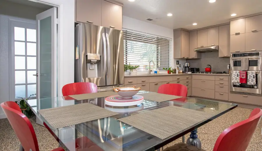 2095 W Barstow Avenue, Fresno, CA 93711 - #3