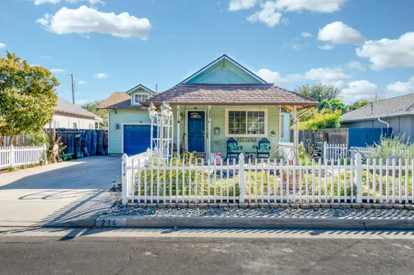 214 5th, Clovis, CA 93612