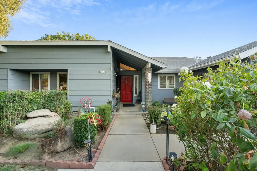 2134 San Jose Avenue, Clovis, CA 93611 - #3