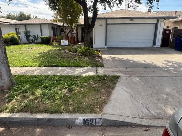 1621 W Holland N, Fresno, CA 93705