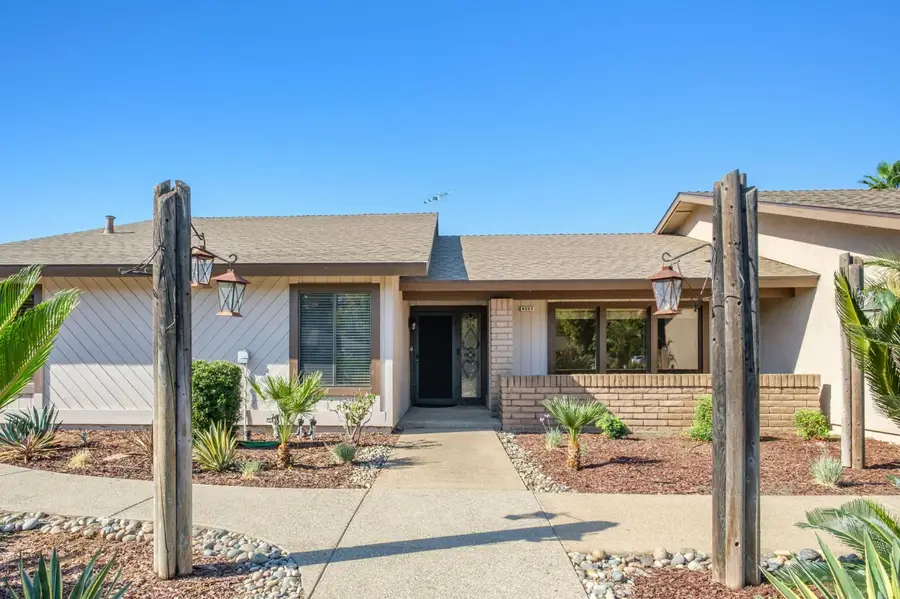 8507 N Akron Avenue, Fresno, CA 93720 - #3