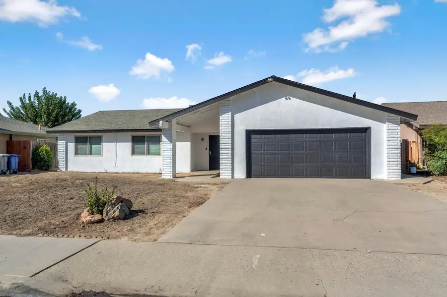 3231 Mulberry Street, Selma, CA 93662 - #3