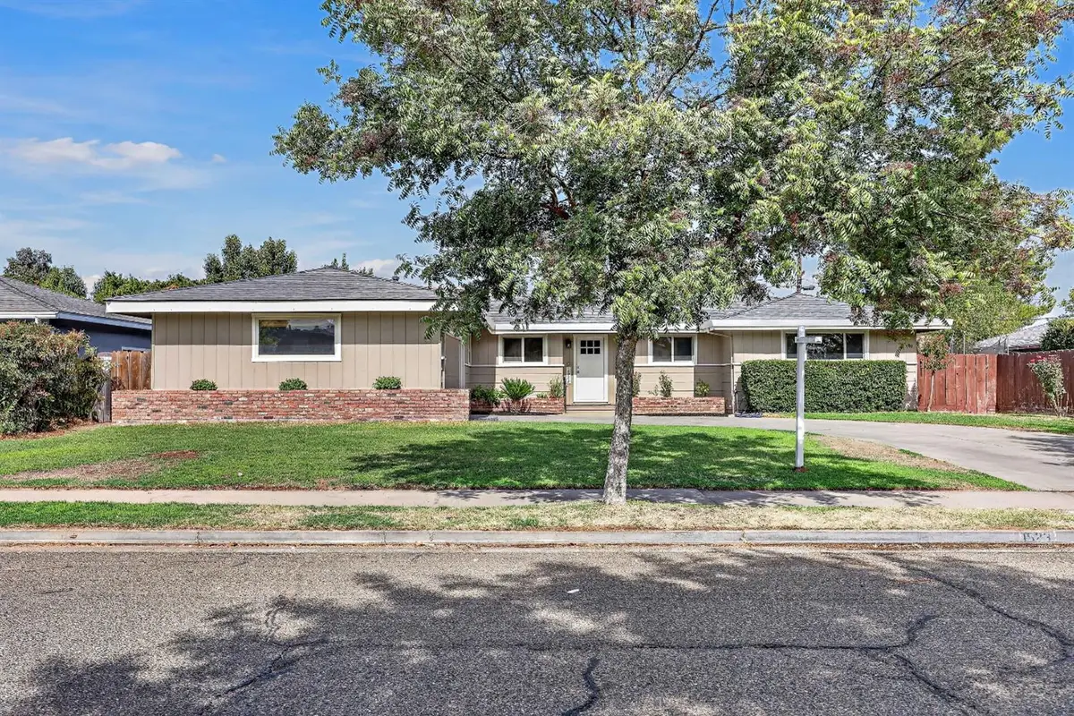 1523 Tamarack Avenue, Atwater, CA 95301 - #1