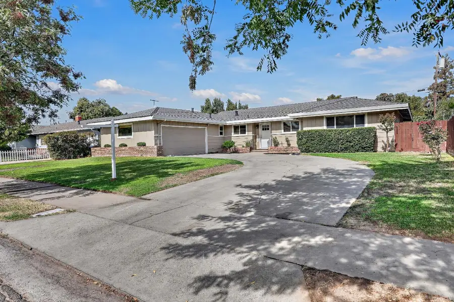 1523 Tamarack Avenue, Atwater, CA 95301 - #2