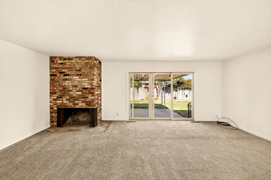 1523 Tamarack Avenue, Atwater, CA 95301 - #3