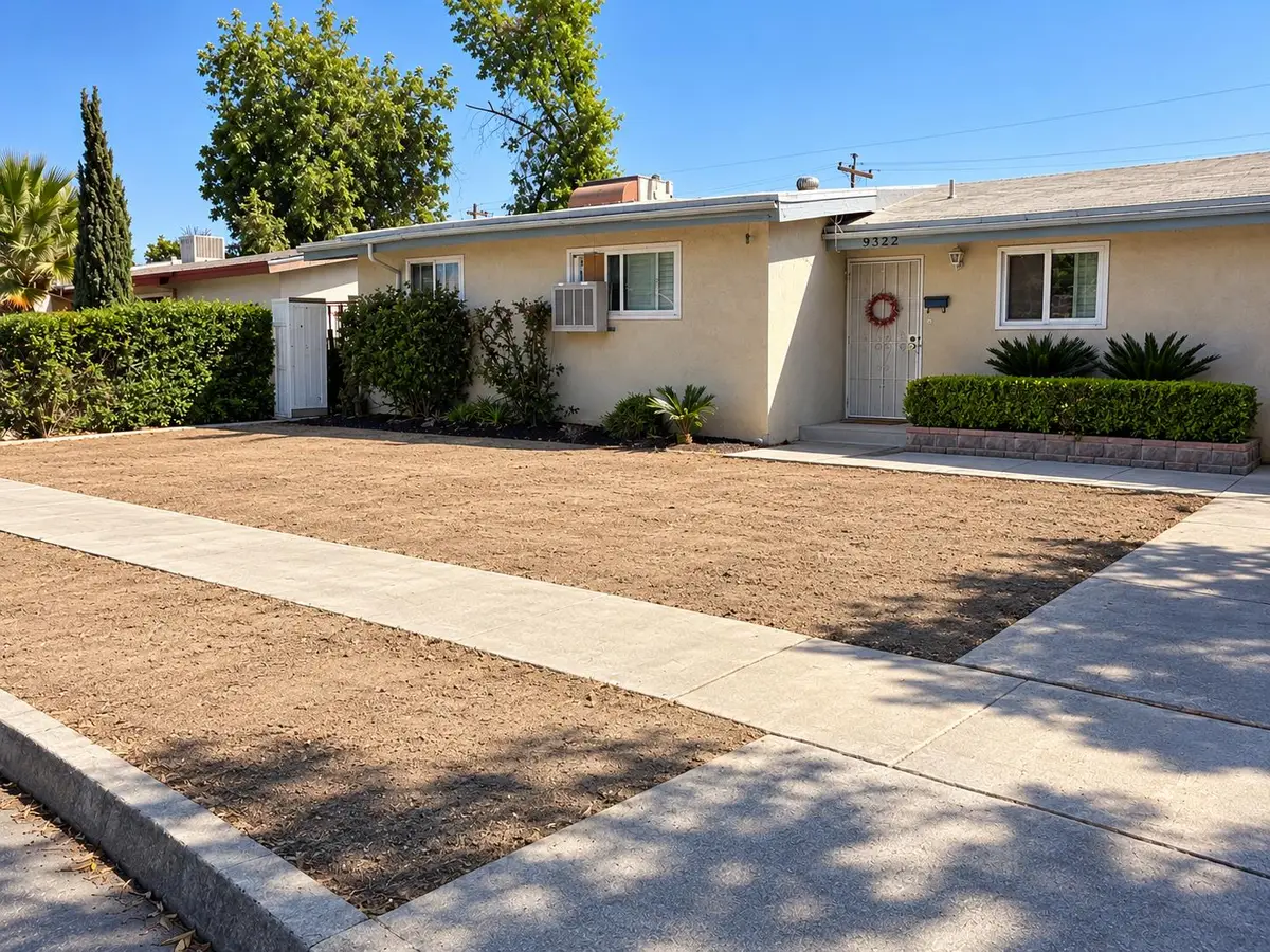 3322 N Lorna Avenue, Fresno, CA 93705 - #1