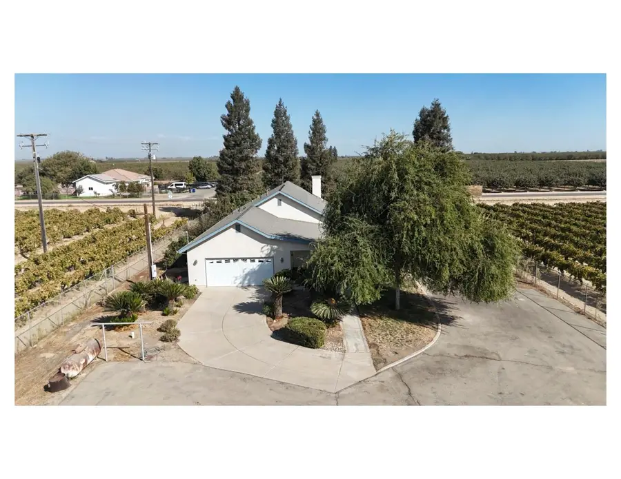3471 N Jameson Avenue, Fresno, CA 93723 - #2