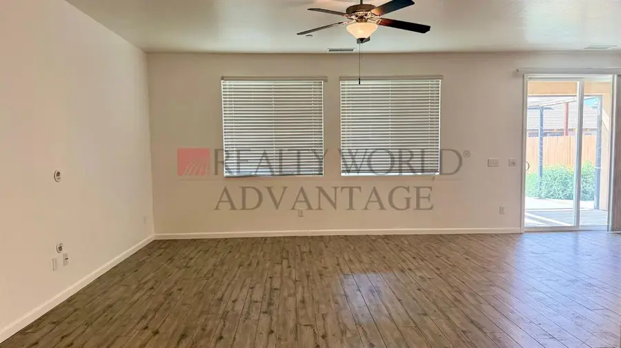 2269 Cortner Street, Hanford, CA 93230 - #3