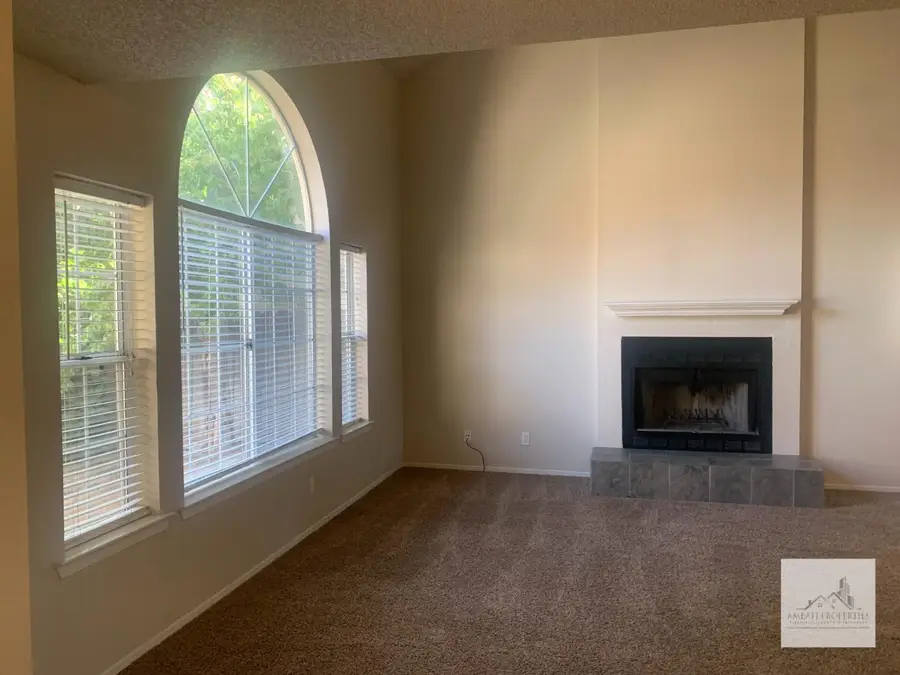1703 E Eclipse Avenue, Fresno, CA 93720 - #3