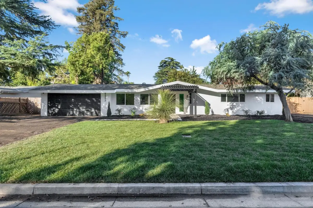 5493 N Roosevelt, Fresno, CA 93704 - #1
