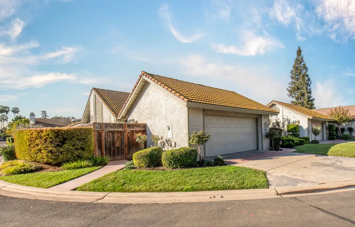 1229 W Bullard Avenue #104, Fresno, CA 93711 - #1