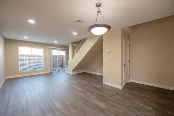 7166 N Fruit Avenue #161, Fresno, CA 93711