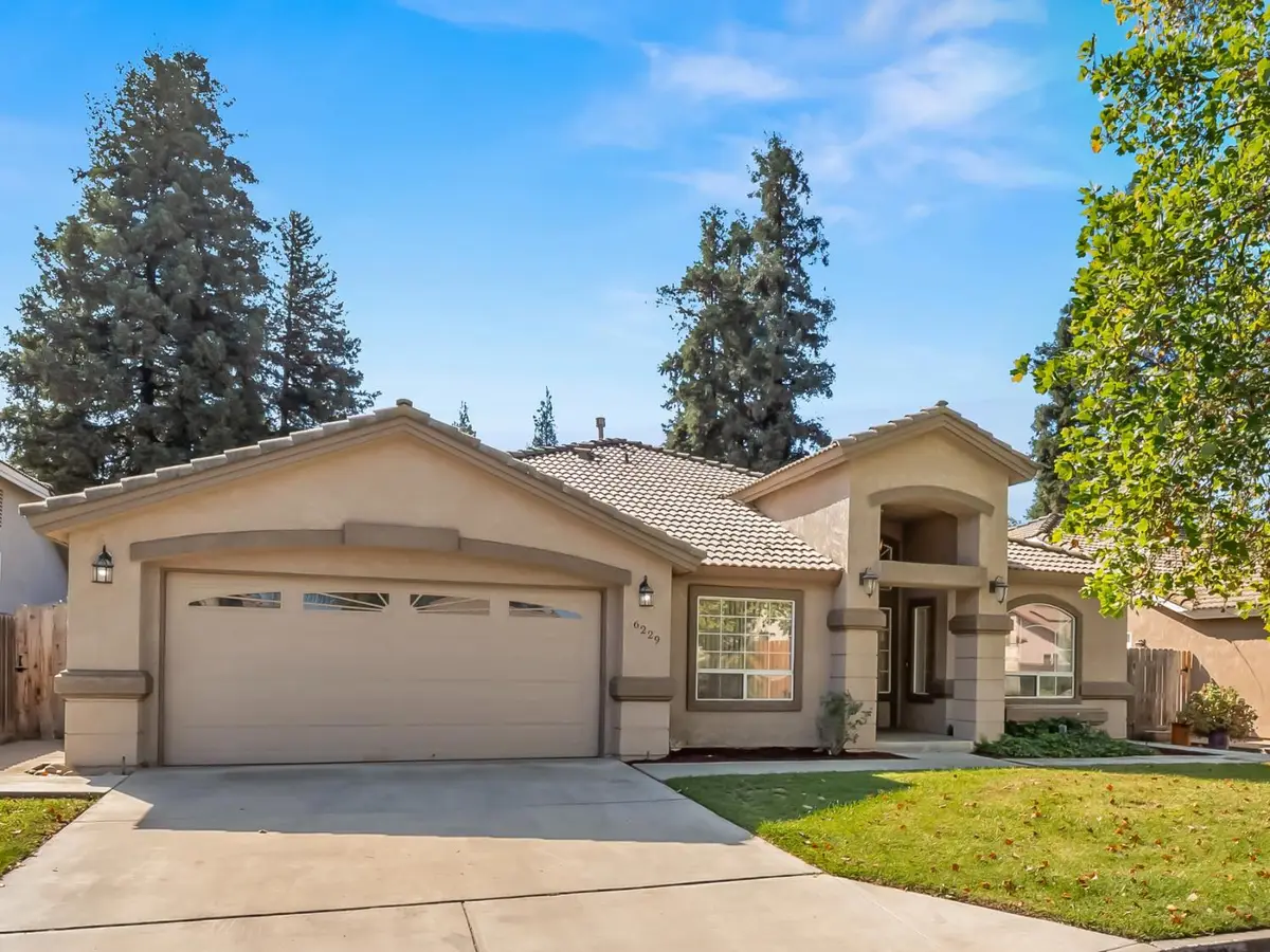 6229 W Alluvial Avenue, Fresno, CA 93722 - #1