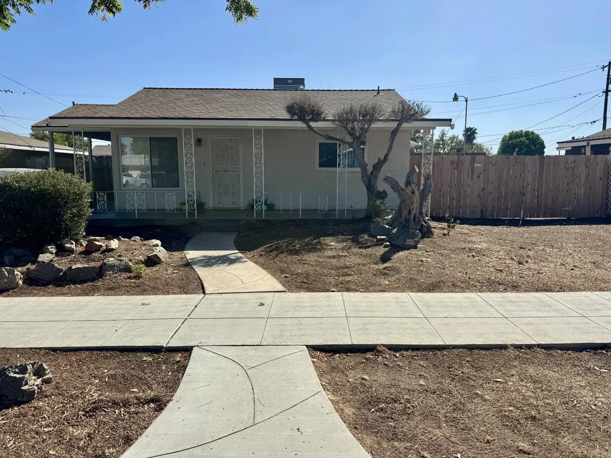 4774 E Hammond Avenue, Fresno, CA 93703 - #1