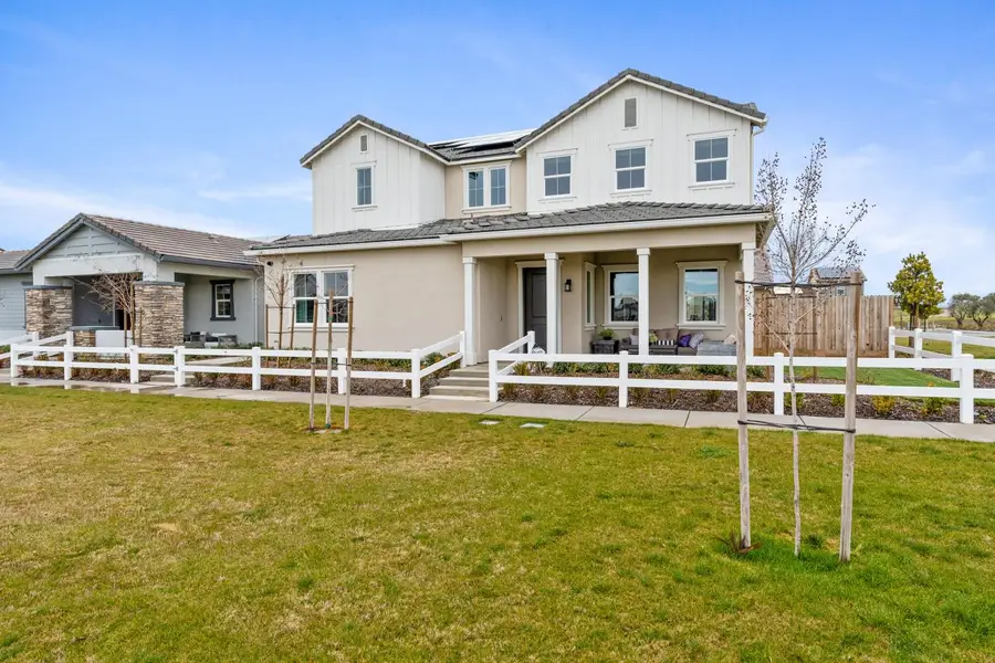 974 Dana Lane W, Madera, CA 93636 - #2