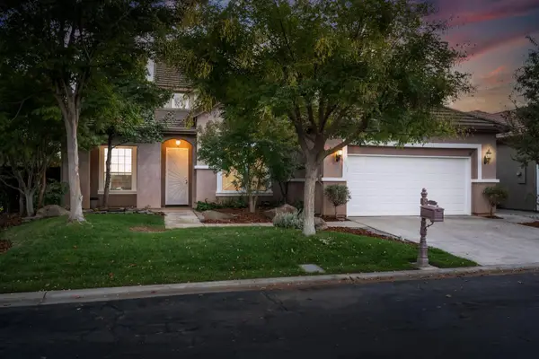 10873 E Clearwater Way, Clovis, CA 93619
