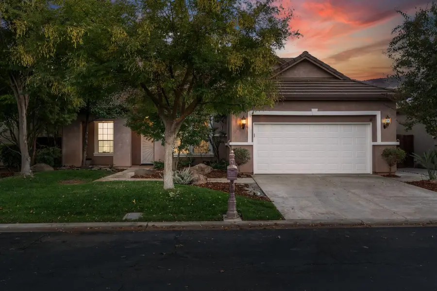 10873 E Clearwater Way, Clovis, CA 93619 - #2
