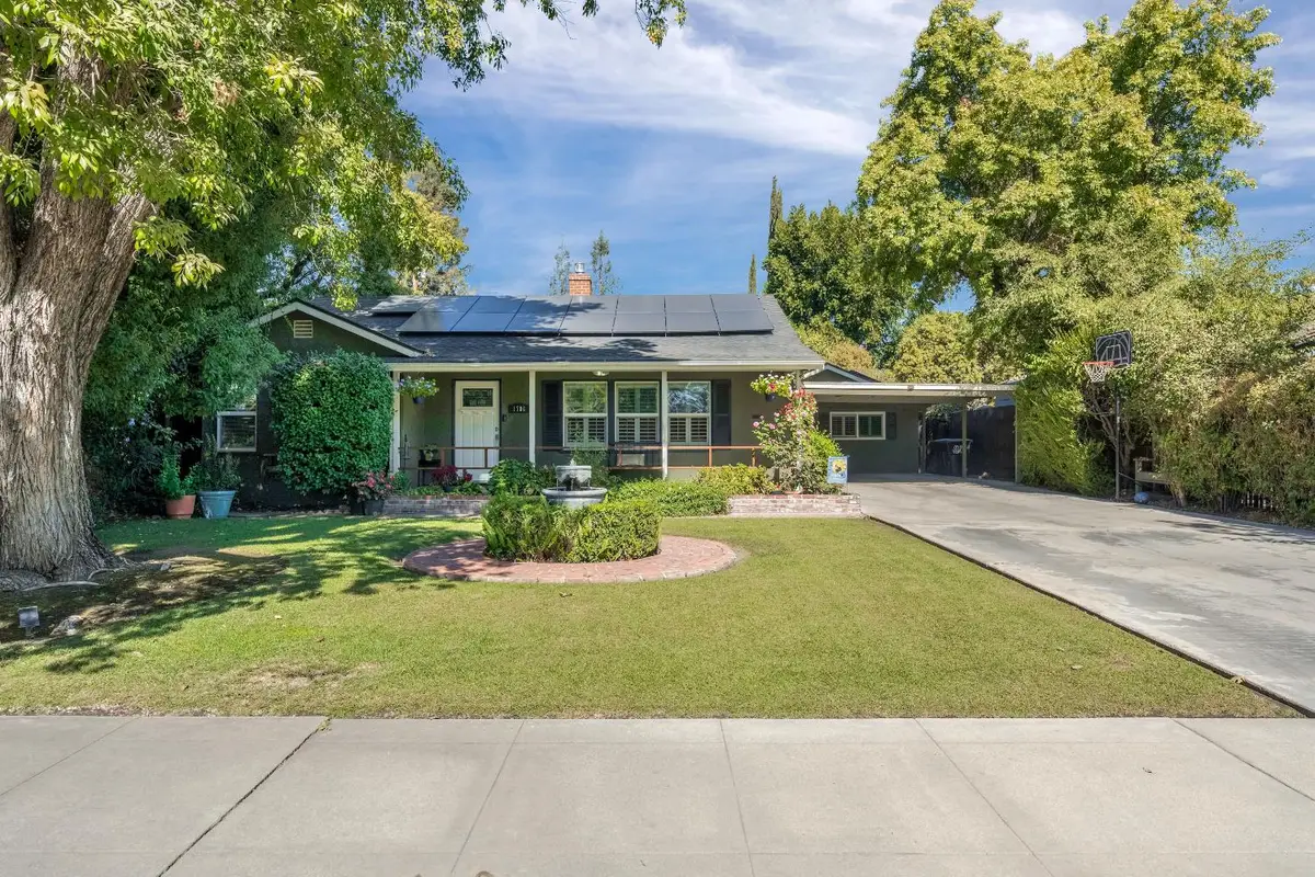 1076 W Myrtle, Visalia, CA 93277 - #1