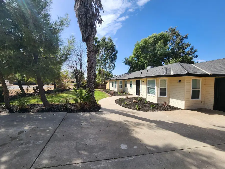 18626 Ridgedale Drive, Madera, CA 93638 - #2