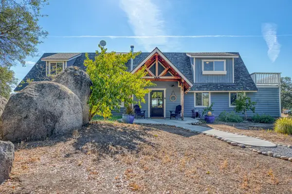26826 Twin Ponds Road, Clovis, CA 93619