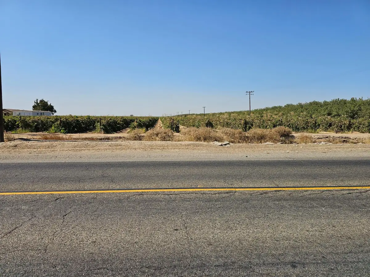 3553 S Dickenson Avenue, Fresno, CA 93706 - #1