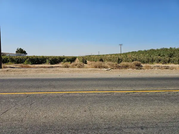 3553 S Dickenson Avenue, Fresno, CA 93706