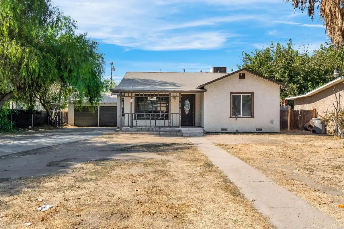 1661 N 7th Street, Fresno, CA 93703 - #1
