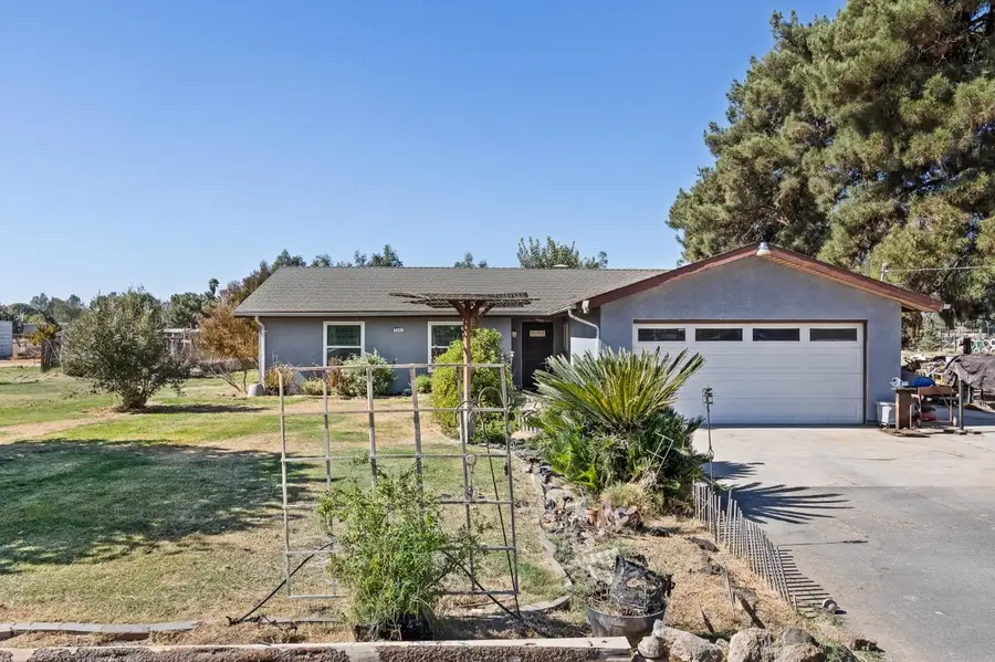 2347 N Ring Avenue, Fresno, CA 93723 - #2