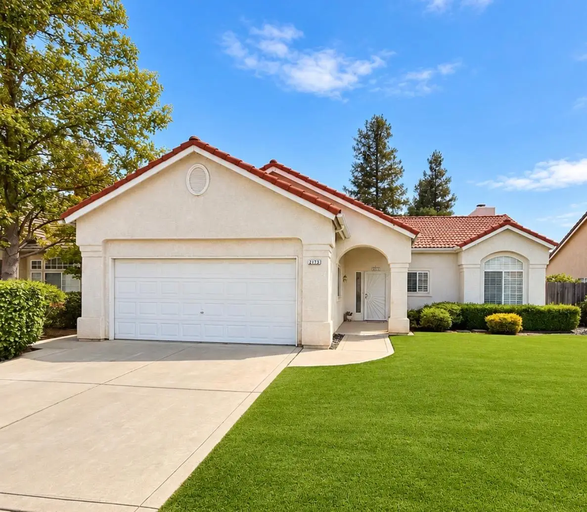 2173 E Ryan Avenue, Fresno, CA 93720 - #1