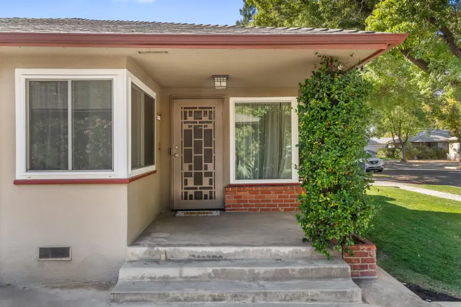 3368 E Holland Avenue, Fresno, CA 93726 - #3