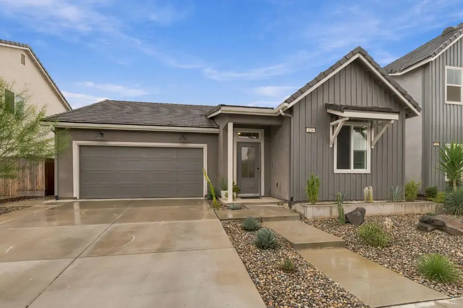 836 Blue Oak Lane W, Madera, CA 93636 - #2