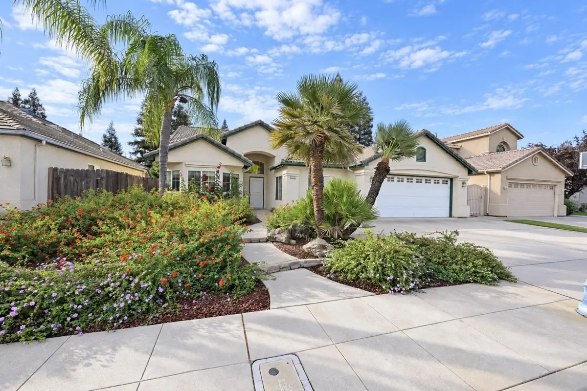 1639 E Emerald Avenue, Fresno, CA 93720 - #1