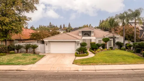825 E Catalina Circle, Fresno, CA 93730
